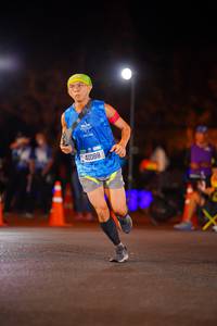 BIB: 41088
                            <button type="button" onclick="openModal(21527116)" class="btn btn-primary btn-sm float-right btn-popup" data-toggle="modal" data-target=".modal-high-quality">
                        <i class="fas fa-shopping-cart"></i> Add to Cart
                    </button>
                                            <button type="button" onclick="isThisMe(21527116, true)" class="btn btn-success btn-sm float-right btn-popup btn-isme hidden" data-toggle="tooltip" data-placement="bottom" title="นี่คือรูปของคุณใช่ไหม คลิกที่นี่เพื่อเอาเข้าอัลบั้ม">
                        <i class="fas fa-plus"></i> Add to album
                    </button>
                    <button type="button" onclick="isThisMe(21527116, false)" class="btn btn-warning btn-sm float-right btn-popup btn-isnotme hidden">
                        <i class="fas fa-ban"></i> Remove from album
                    </button>